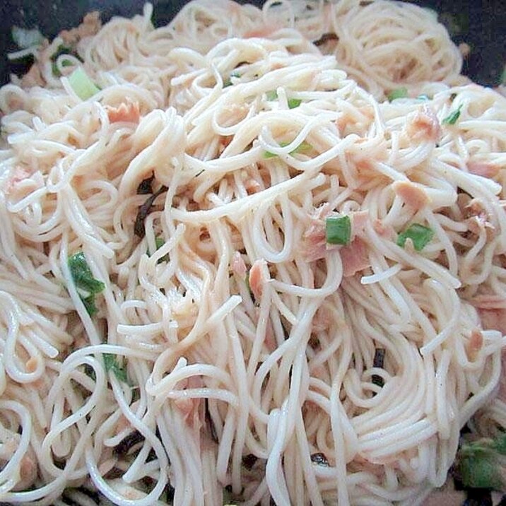 塩昆布でそうめんチャンプルー